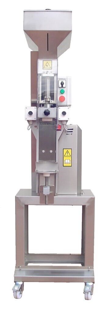 Poluautomatska pluto čepilica P45